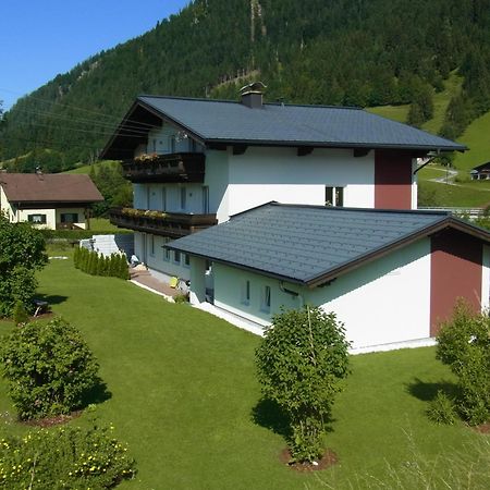 Gaestehaus Walpurga Russbach am Pass Gschütt Exterior foto